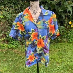 Vintage Shannon Marie floral Hawaiian shirt made in Hawaii